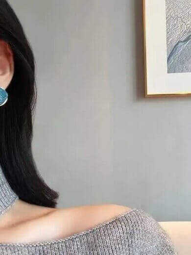 Blue stylish top earring for girls & womens