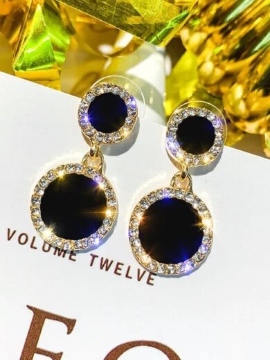 Black round shape beautiful korean design earring for girls & womens